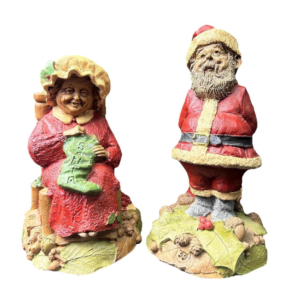 Vintage Tom Clark 1987/88  Santa & Mrs. Claus Painted Figurines Set of 2 Signed